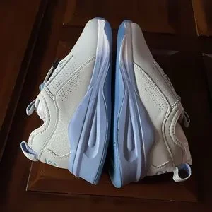 Clove Classic Healthcare Shoes Size Women’s 9 Mens 7.5