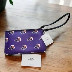 Coach Bramble Rose NWT Top Zip Purple Wristlet Wallet