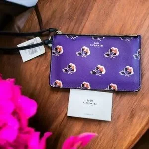 Coach Bramble Rose NWT Top Zip Purple Wristlet Wallet