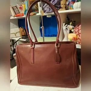 Coach Burgundy Legacy Business Leather Tote Bag Vintage 16x10x5.5 9.5 drop
