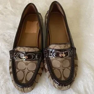 COACH Tan & Brown Signature Print Fortunata Driving Shoe/ Loafer Size 6.5