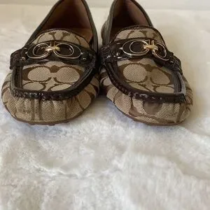 COACH Tan & Brown Signature Print Fortunata Driving Shoe/ Loafer Size 6.5