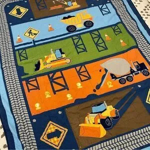 CONSTRUCTION VEHICLE QUILT