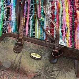 COPY - Ricardo Beverly Hills Vintage Weekender Bag