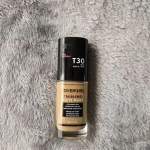 Cover Girl-TruBlend Matte Made Liquid Foundation-T 30 Warm Honey