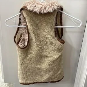 Cozy Kids' Faux Fur Vest - Cream And Brown
