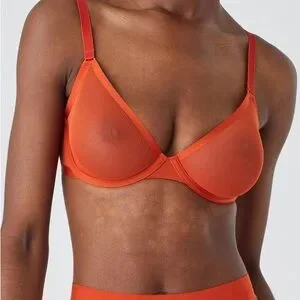 CUUP The Plunge- Mesh Bra In Color Mars NWT