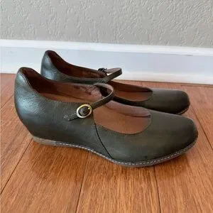 Dansko Women Loralie Comfort Mary Jane Wedge Leather Olive Shoes sz 40/9.5-10