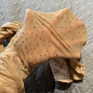 DBLEUDAZZLED NUDE “DAZZLING” CRYSTALLIZED SHEER “SWIRL” SKIN TONE PANTYHOSE