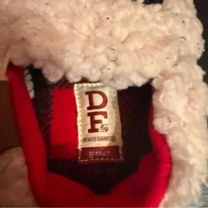 Dearfoams Kid’s Baby Bear Comfort Slippers Closed Back White Size 3-4. Wore Once