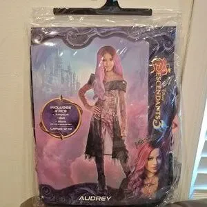 Disney descendants 3 Audrey child costume size large 12-14-NEW