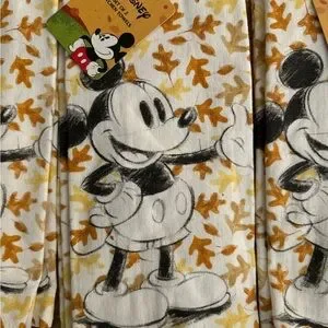 Disney Mickey Mouse Kitchen Towels And Mini Mitts Set 8 Piece Set NEW NWT