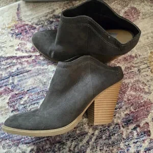 Dolce Vita Gray Western Slide Booties Sz 6