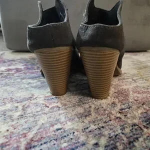 Dolce Vita Gray Western Slide Booties Sz 6