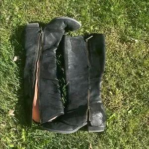 Donald J Pliner 7.5 Black Suede Knee-High Boots