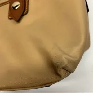 Dooney & Bourke Wayfarer Sac Tan Nylon With Brown Leather Trim