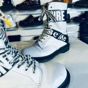 Dr. Martens X Sex Pistols 24785 White And Black Boots “No Feelings”