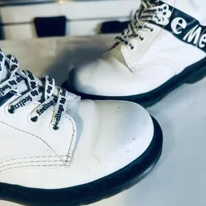 Dr. Martens X Sex Pistols 24785 White And Black Boots “No Feelings”