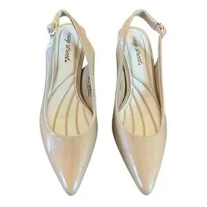 Easy Street Faye Nude Patent Heel Size 9.5