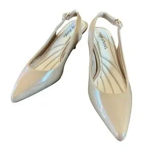 Easy street Faye Nude Patent Heel Size 9.5