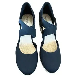 Easy Street Pari Black Canvas Espadrille Size 8.5