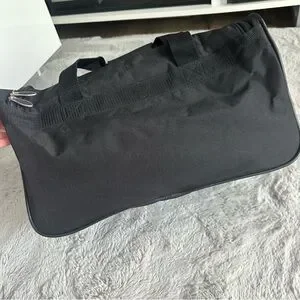 Eddie Bauer Black Duffel Bag Carry On Unisex Men’s Woman’s Tote