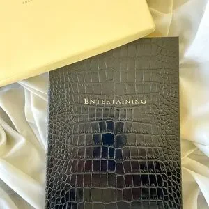 Elegant Black Entertainment Planner
