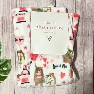 ENVOGUE Be Mine Bear Throw Blanket NEW