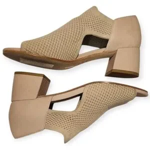 EUC EILEEN FISHER FERRIS KNIT SANDAL IN BLUSH SZ 8