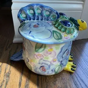 EUC Hand Crafted Porcelain Cookie Jar Bird