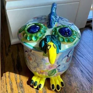 EUC Hand Crafted Porcelain Cookie Jar Bird