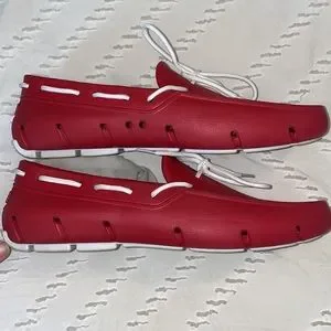EUC Men's 10 Tucket Red Giller Boat Shoe Slip Resistant Non-Marking