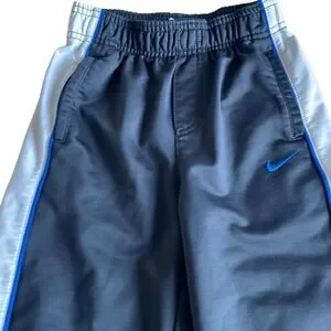 EUC Nike Youth Gray White Side Stripe Track Pants/Joggers - Size 6