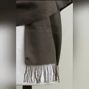 EUC NOVICA HANDWOVEN ALPACA BLEND SHAWL HERRINGBONE BROWN 29x86"