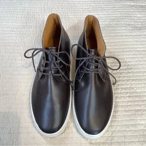 Express Men’s Brown Faux Leather Lace Up Round Toe Chukka Ankle Boots Size 9