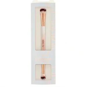 Eyeshadow Shade & Blend Brush