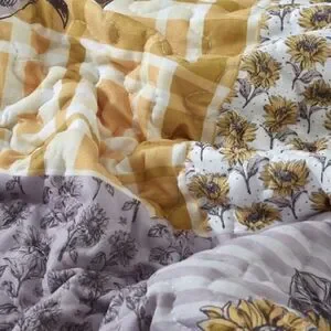 Farmhouse Sunflower Garden Patchwork QUEEN Printed Quilt Set Bonus Tote Bag