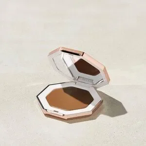 Fenty Teddy 05 Cheeks Out Freestyle Cream Bronzer