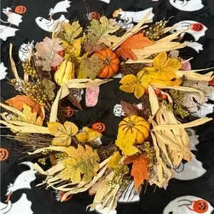 Festive Autumn Wreath with Pumpkins Gourds and multi colored Leaves NWT