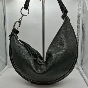 Fossil Black leather hobo Cresent shape bag EUC 15x7x2.5x18" Drop