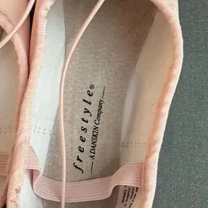 Freestyle Kids Ballet Slippers In Soft Pink