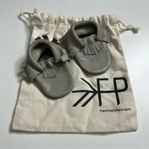 FRESHLY PICKED Gray Baby Moccasins Size 0
