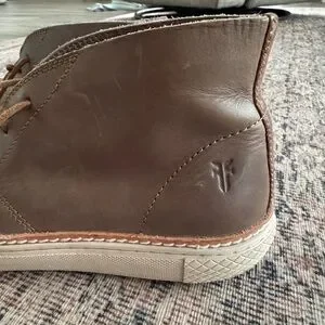 Frye Leather Chukka Boots Men’s 8