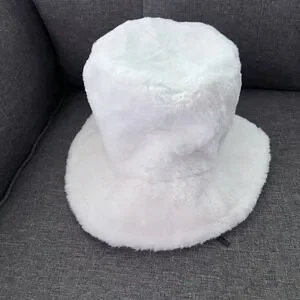 Fuzzy Faux Fur Bucket Hat Women Winter Warm Thick Plush Cloche Cap