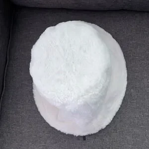 Fuzzy Faux Fur Bucket Hat Women Winter Warm Thick Plush Cloche Cap