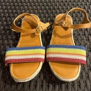 GAP Kids Rainbow strappy sandal size 3