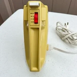 General Electric GE Hand Mixer Vintage Yellow Tested & Works 3 Speed D1 M24