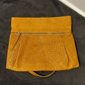 Gianni Chiarini Genuine Leather Italian Clutch Handbag