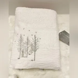 Glitz + Glimmer Christmas Winter Tree Embroidered Bathroom Hand Towel Set