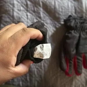 GM Gold Medal International Women Black & Red Winter Snow Gloves (M/L)